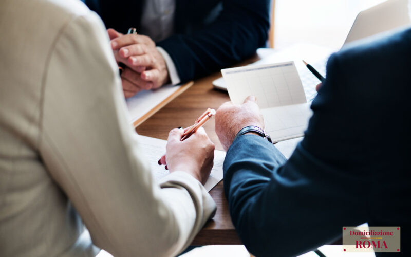 Aprire una società: come scegliere la sede legale prima del notaio